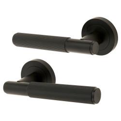 Altro Matt Black Lines Door Handles on Round Rose - Nova Range