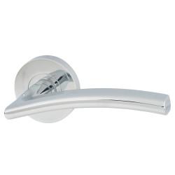 Jigtech Polished Chrome Door Handles on Round Rose - Sabre Range