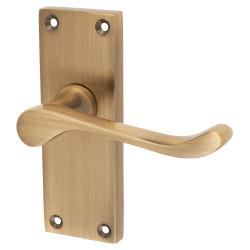 Touchpoint Antique Brass Victorian Scroll Latch Door Handles - Short Plate - 118 x 42mm