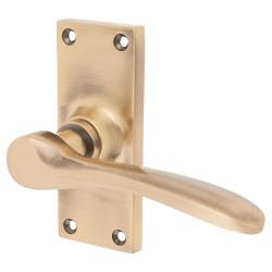 Hampstead Antique Brass Latch Door Handles - Short Plate - Buckingham Range - 100 x 41mm