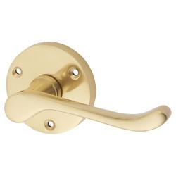 Altro Polished Brass Scroll Door Handles on Round Rose