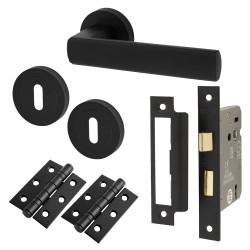 Altro Matt Black 3 Lever Sashlock Door Handles on Rose Pack - Zara Range
