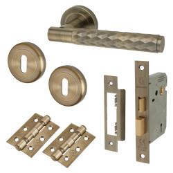 Altro Antique Brass Diamond 3 Lever Sashlock Door Handles on Rose Pack - Luna Range