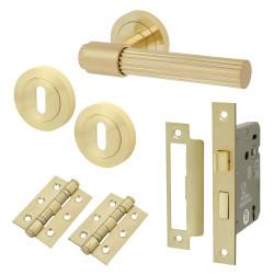 Altro Satin Brass Lines 3 Lever Sashlock Door Handles on Rose Pack - Eva Range