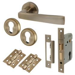 Altro Antique Brass Euro Lock Door Handle on Rose Pack - Ivy Range
