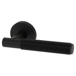 Altro Matt Black Reeded Door Handles on Round Rose - Lily Range