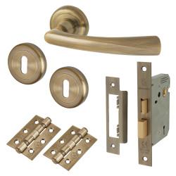Altro Antique Brass 3 Lever Sashlock Door Handles on Rose Pack - Rochester Range