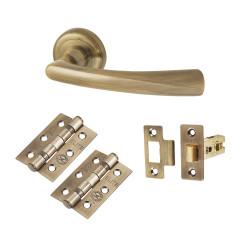 Altro Antique Brass Latch Door Handles on Rose Pack - Rochester Range