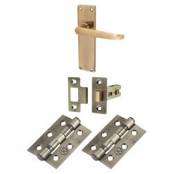 Touchpoint Antique Brass Victorian Straight Latch Door Handles Pack