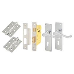 Touchpoint Polished Chrome Victorian Scroll 3 Lever Sashlock Door Handles Pack